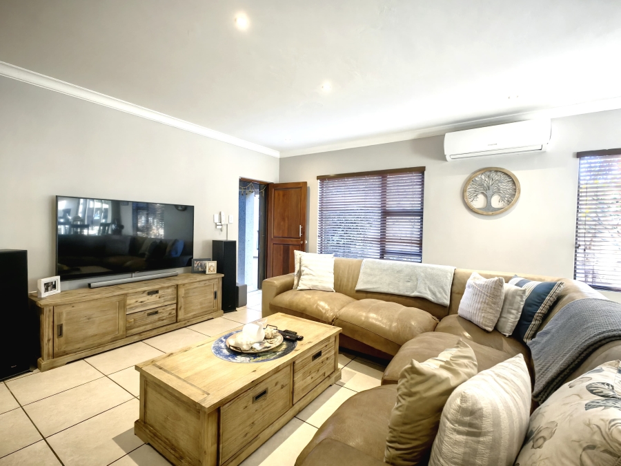 3 Bedroom Property for Sale in Boschdal North West